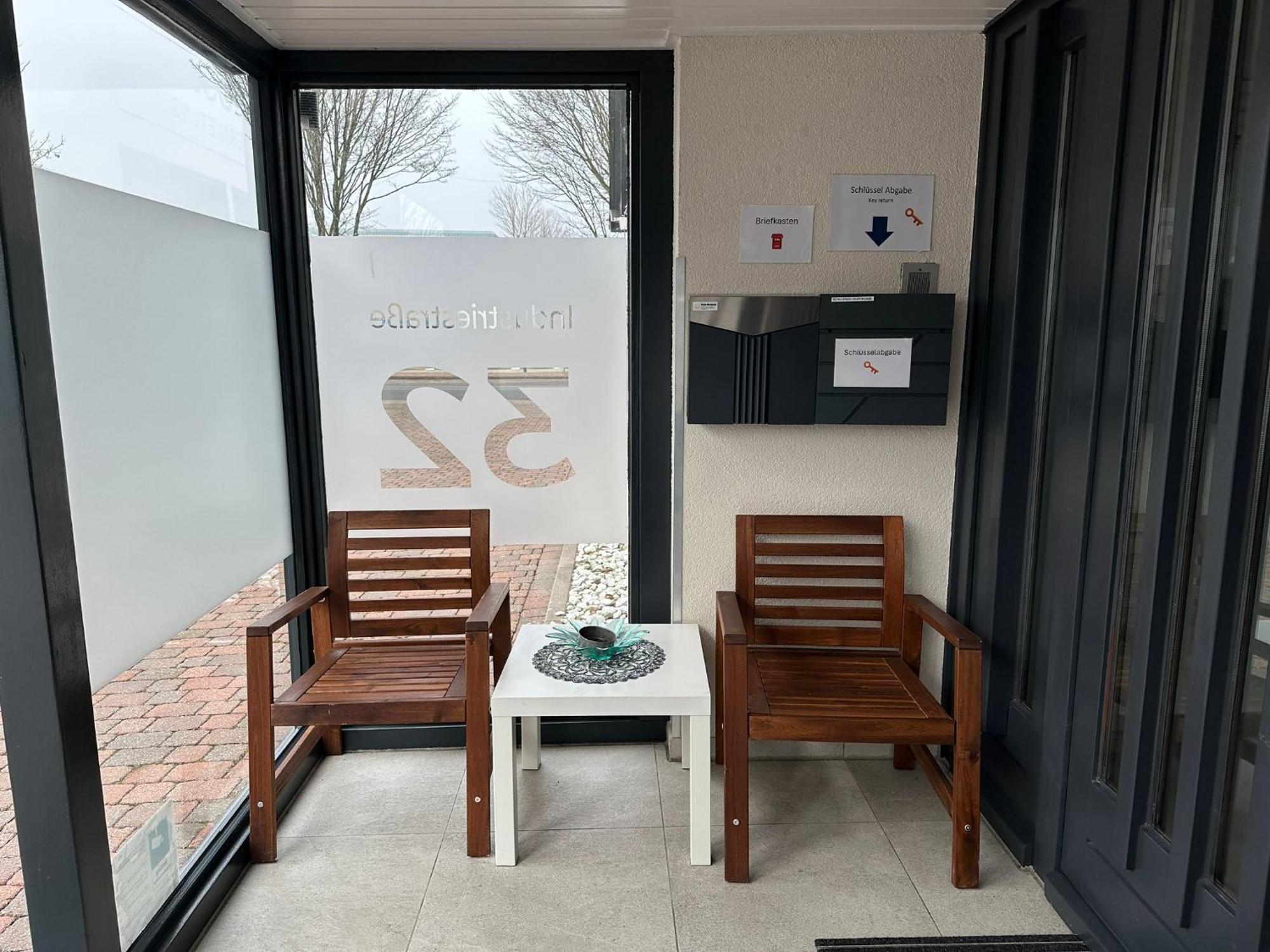 Mk Hostel Oyten - Free Wifi & Parking - 24H Check-In 外观 照片