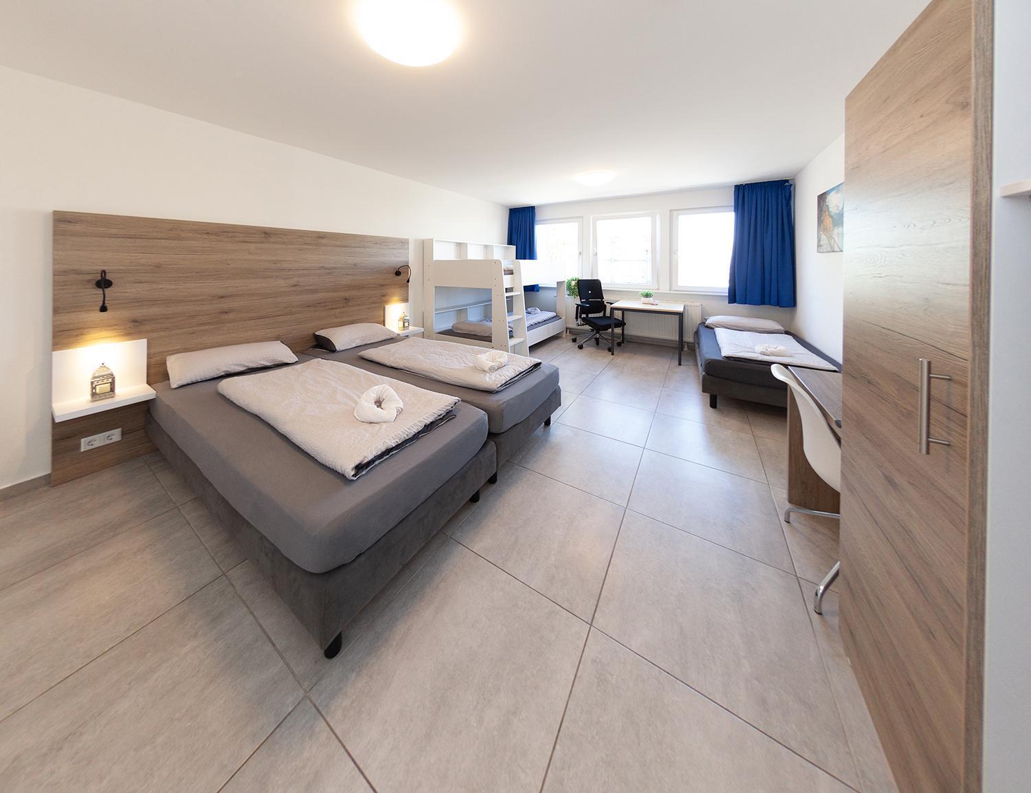 Mk Hostel Oyten - Free Wifi & Parking - 24H Check-In 外观 照片